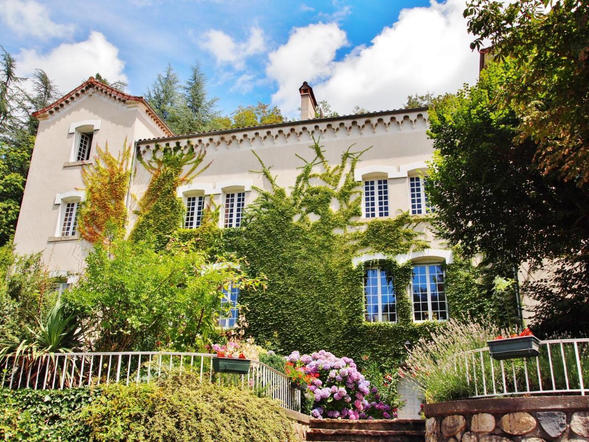 Villa Aimee Luxury Apartments With Heated Pool Vals-les-Bains Kültér fotó