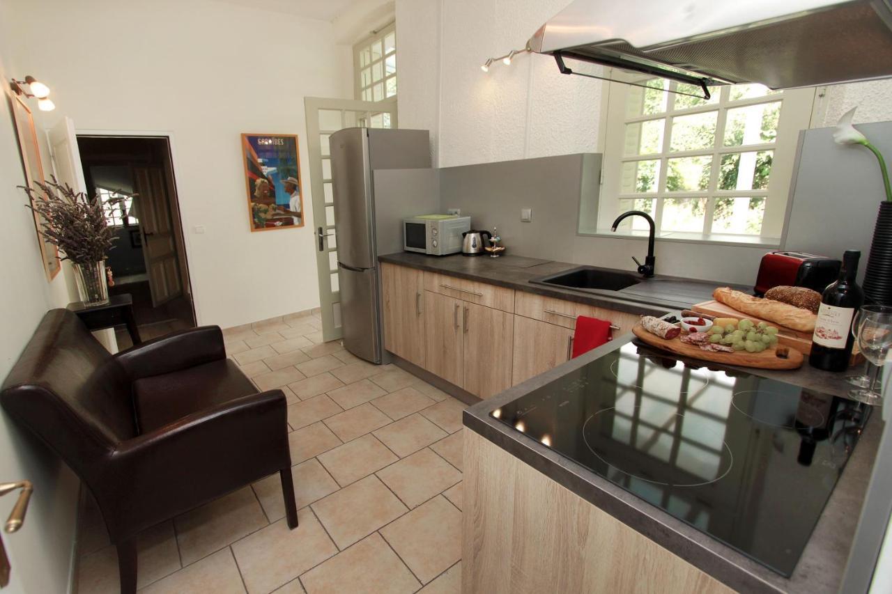 Villa Aimee Luxury Apartments With Heated Pool Vals-les-Bains Szoba fotó
