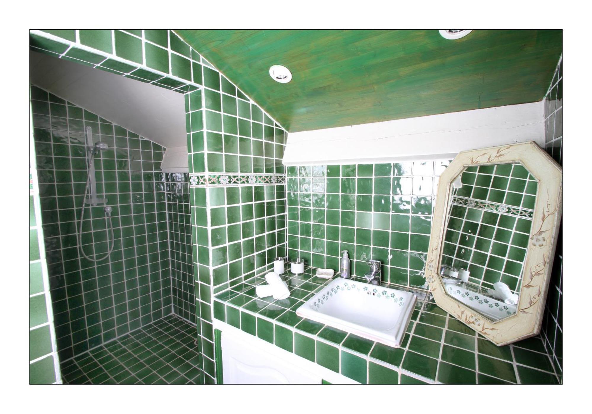 Villa Aimee Luxury Apartments With Heated Pool Vals-les-Bains Kültér fotó